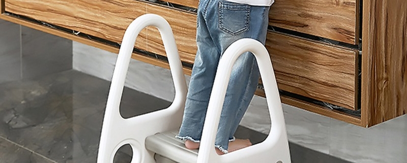 Kids Learning Tower Step Stool for Toddlers, Double-Layer Ladder Toddler Standing Tower with Safety Handrail 1 Kids learning tower step stool for toddlers