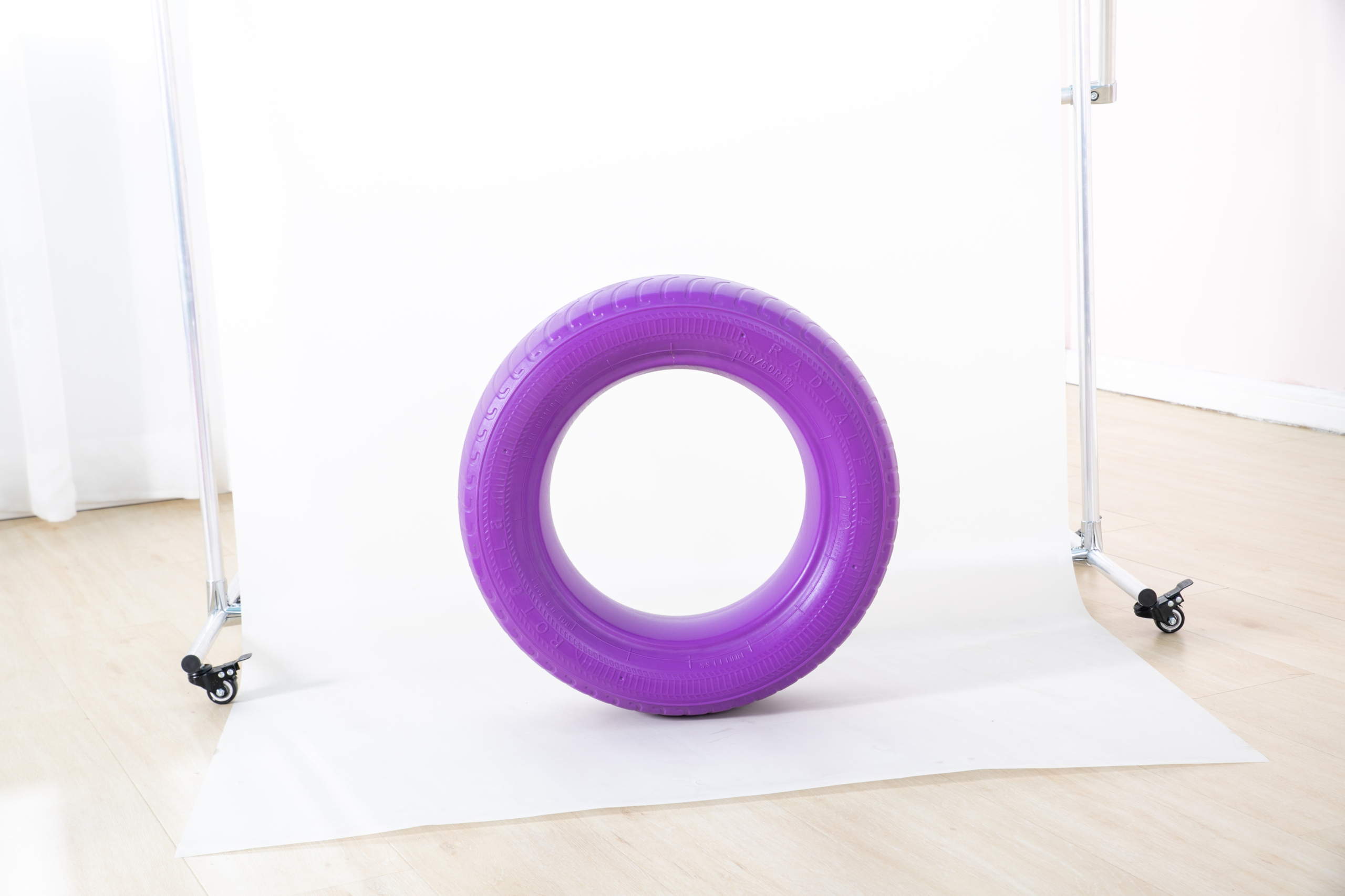 Soft landing surface under a colourful kids climbing play set